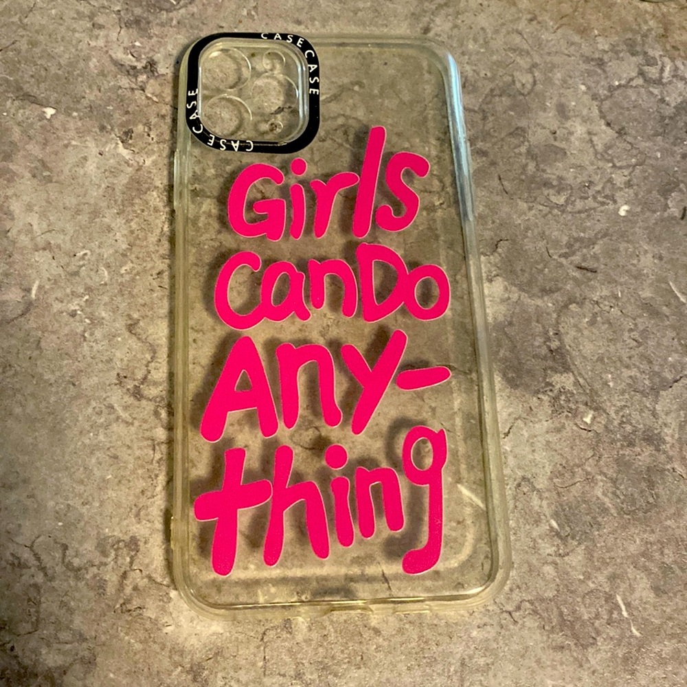 I am selling an iPhone 11 Pro Max phone case.